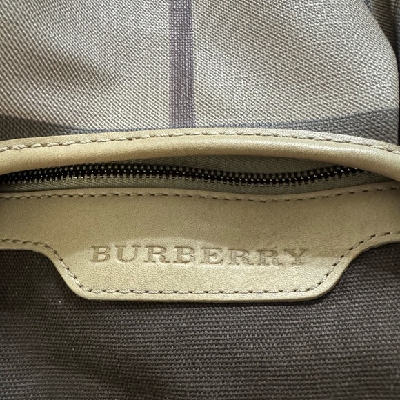 Burberry Cream and Brown Shoulder Bag with Classic‎ Plaid Design excellent cond - Picture 8 of 14